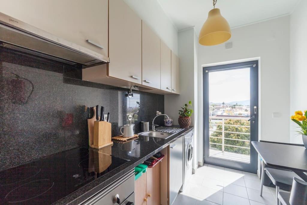 Penthouse City Center Apartment 蓬塔德尔加达 外观 照片